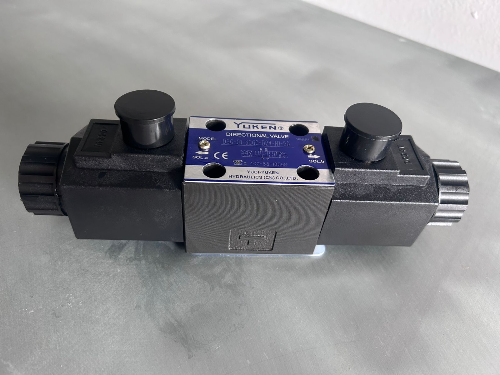 DSG solenoid directional control valve product photo